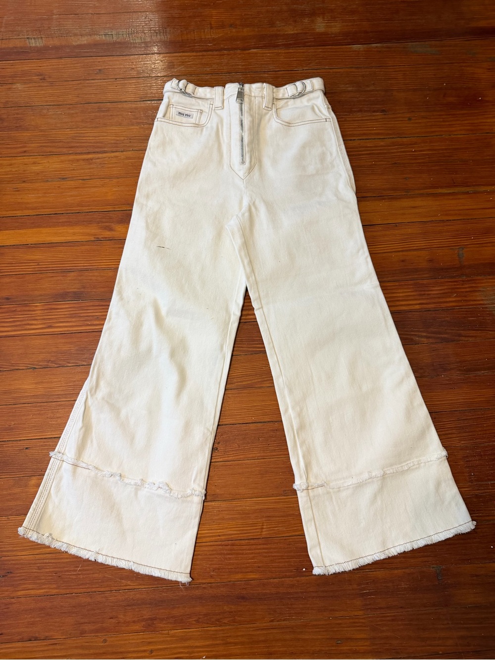 Authentic Miu Miu Cream Wide-Leg Jeans with Frayed Hem and Front Zip Size 40